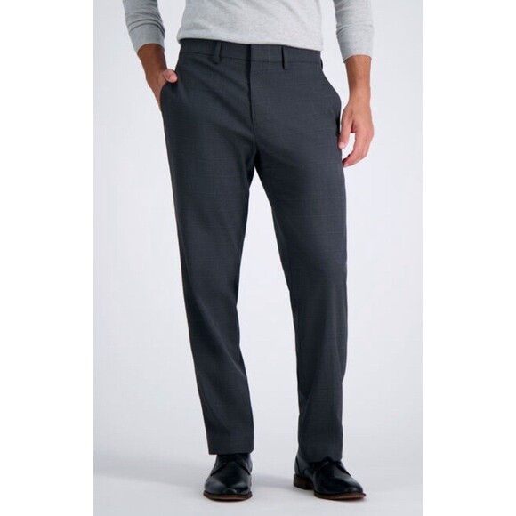 Haggar Dress Pants Mens 30x30* Black  Slim Fit Flat Front Polyester Blend Career - Picture 1 of 13